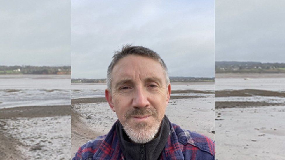 Killer oyster virus on River Exe for first time BBC News