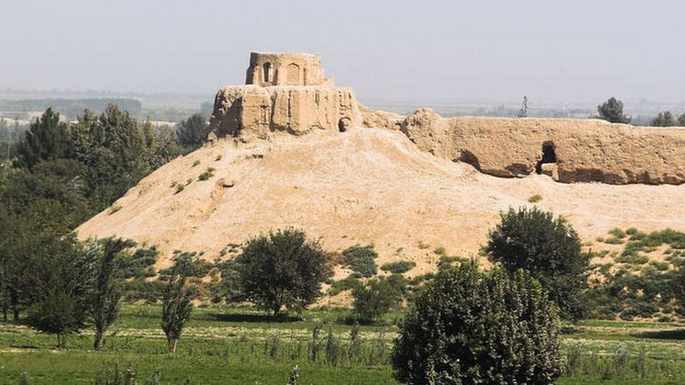 Balkh, remains of Buddhist monastery.