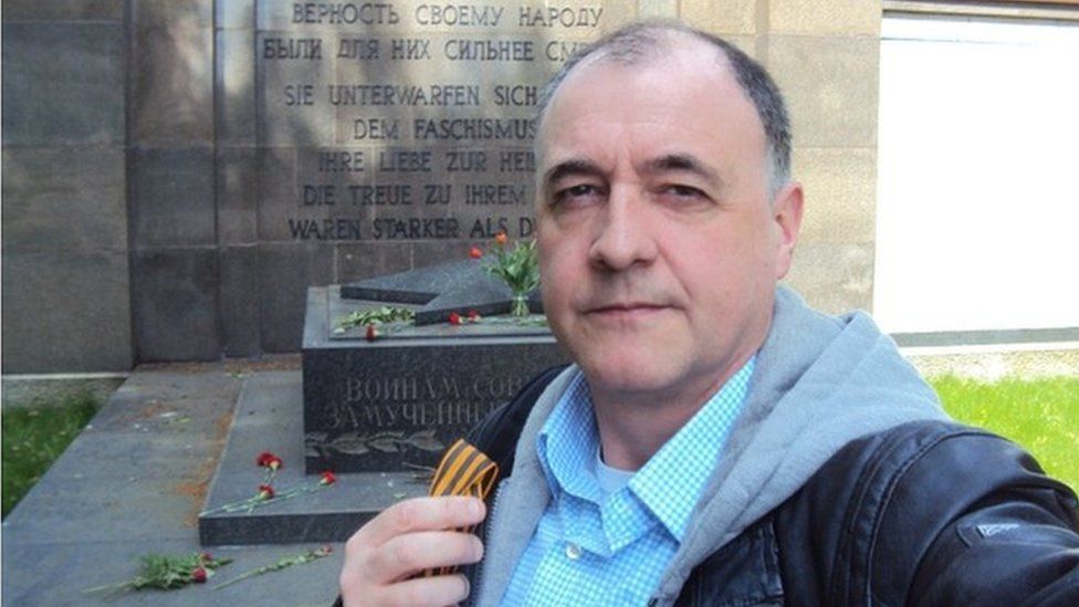 David Smith at Russian military grave