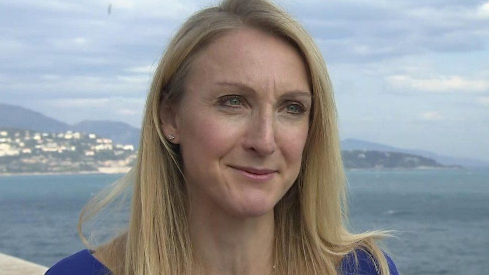 Paula Radcliffe reveals death of father and thanks NHS BBC News