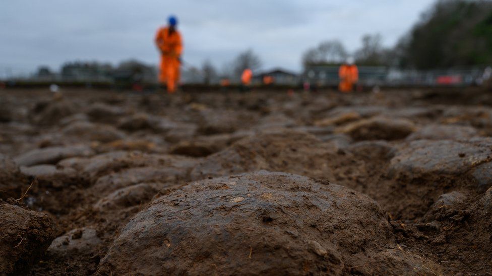 Archaeological dig in South Northamptonshire