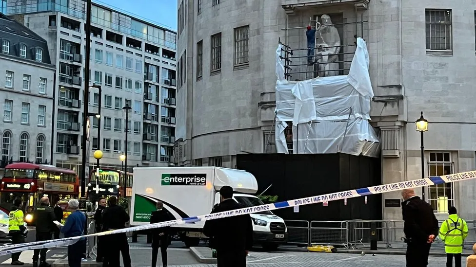 Man hits BBC HQ statue with hammer