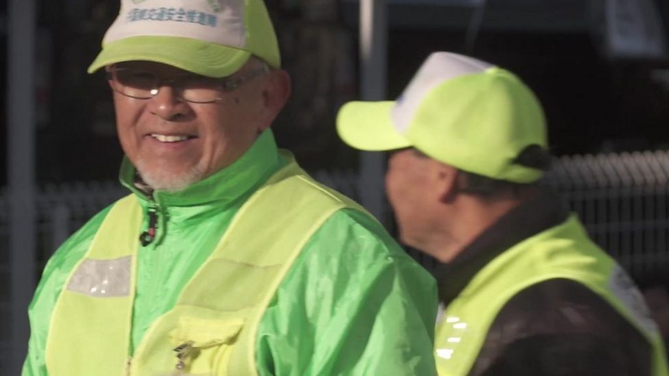 Is Japan's plan for more women in the workplace failing? - BBC News