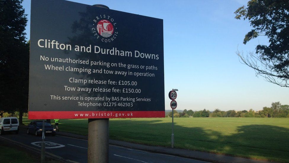 Row after Bristol Zoo promotion caused traffic 'chaos' BBC News