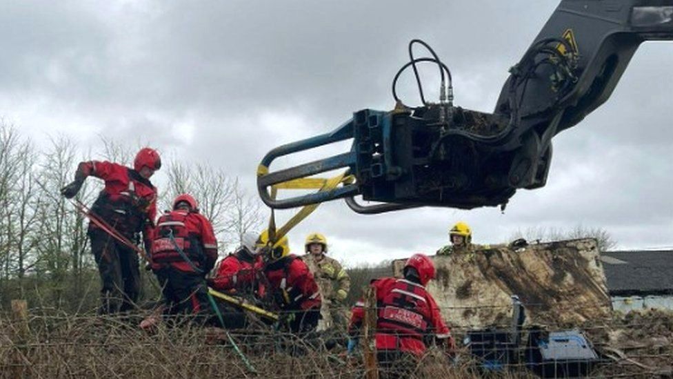 Slurry pit rescue Silton near Gillingham