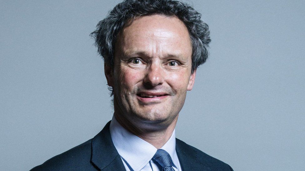 Photo portrait of Peter Aldous MP