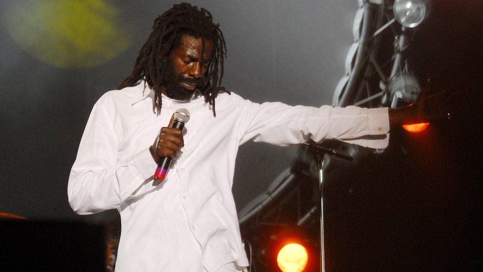 Buju Banton concert comeback hailed as 'legendary' BBC News