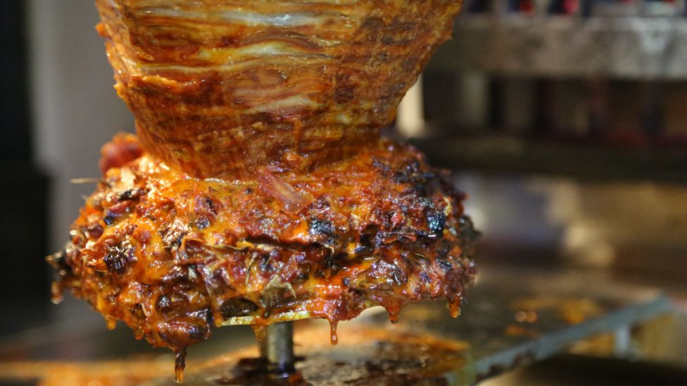 Sharwarma: Taco al pastor's culinary ancestor - BBC News