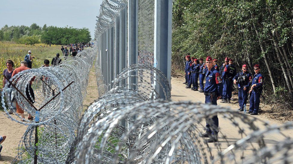 Hungarian border fence, Sept 2015