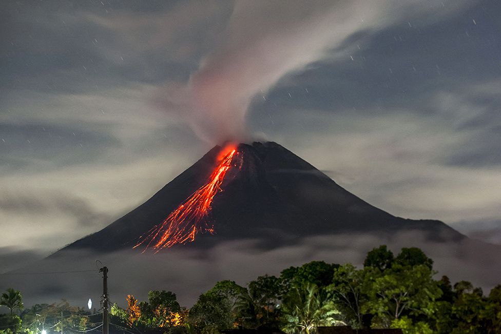 Week in pictures: 11 - 17 September 2021 - BBC News