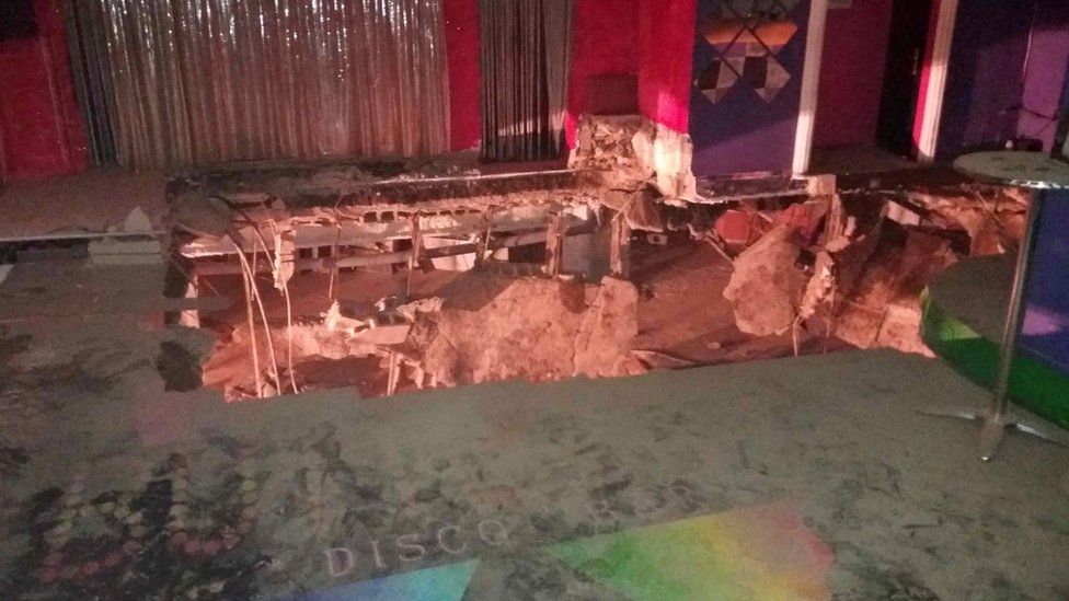 flash nightclub roof deck collapse