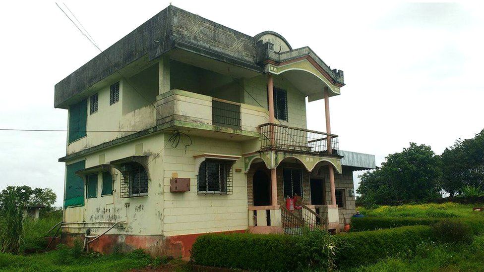 Gouri's house on the outskirts of Shirgaon