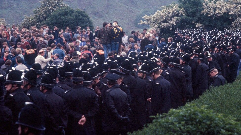 Miners and police at Orgreave in 1984