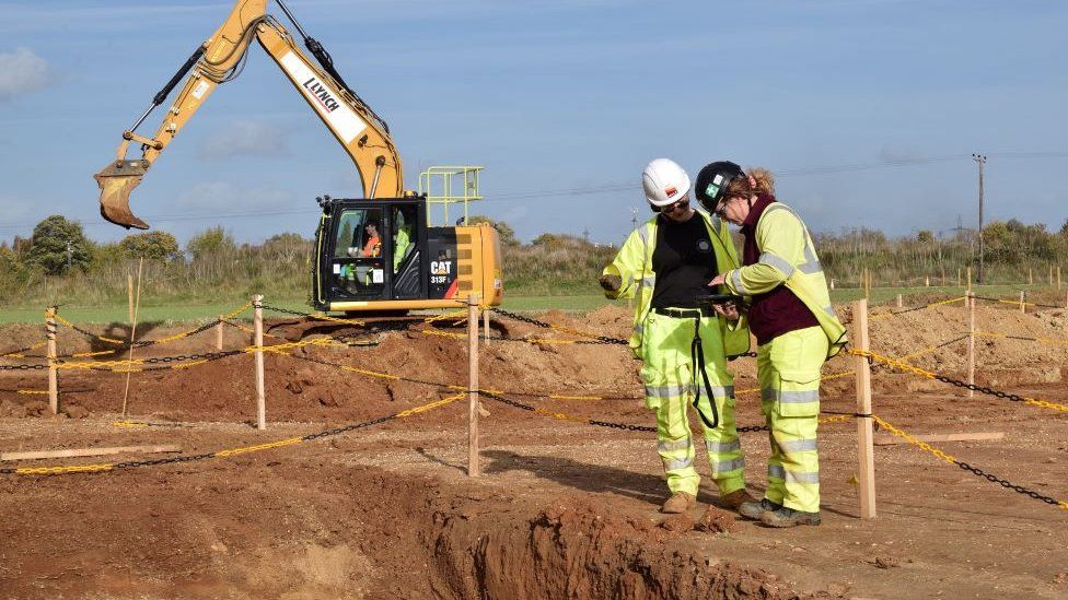 A428 Dig Evidence of Iron Age feast discovered BBC News