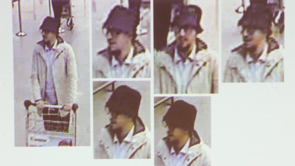 A photo presented by Belgian Federal prosecutors shows CCTV images of a suspect wanted in connection with the Brussels attacks of 22 March 2016