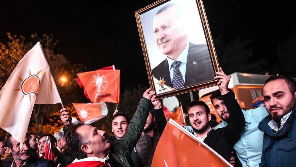 AKP supporters celebrate in Istanbul