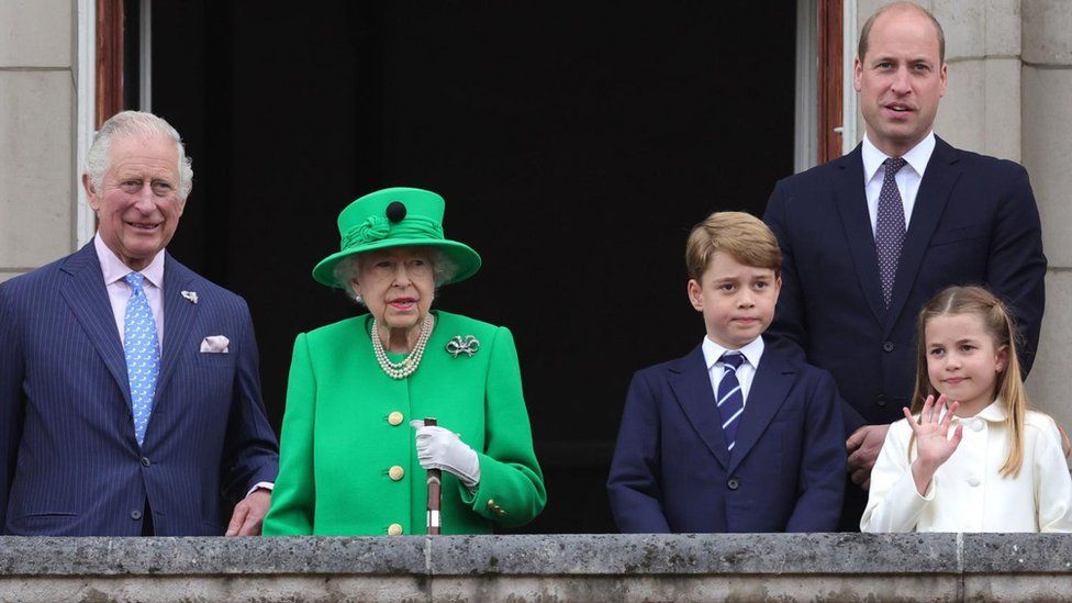 The Queen with the then-Prince Charles, and then-Duke of Cambridge, as well as Prince George and Princess Charlotte on the Buckingham Palace balcony on 5 June