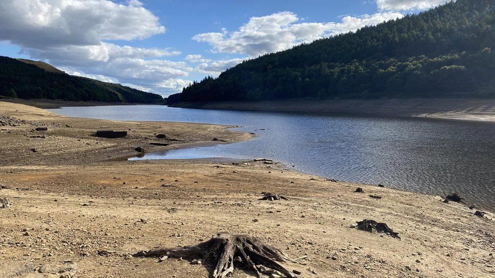 Low water levels at Ladybower Reservoir