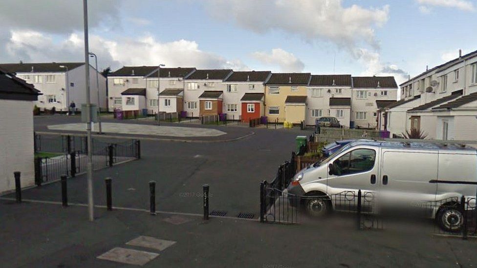 Everton taxi shooting Man, 40, 'seriously ill' BBC News