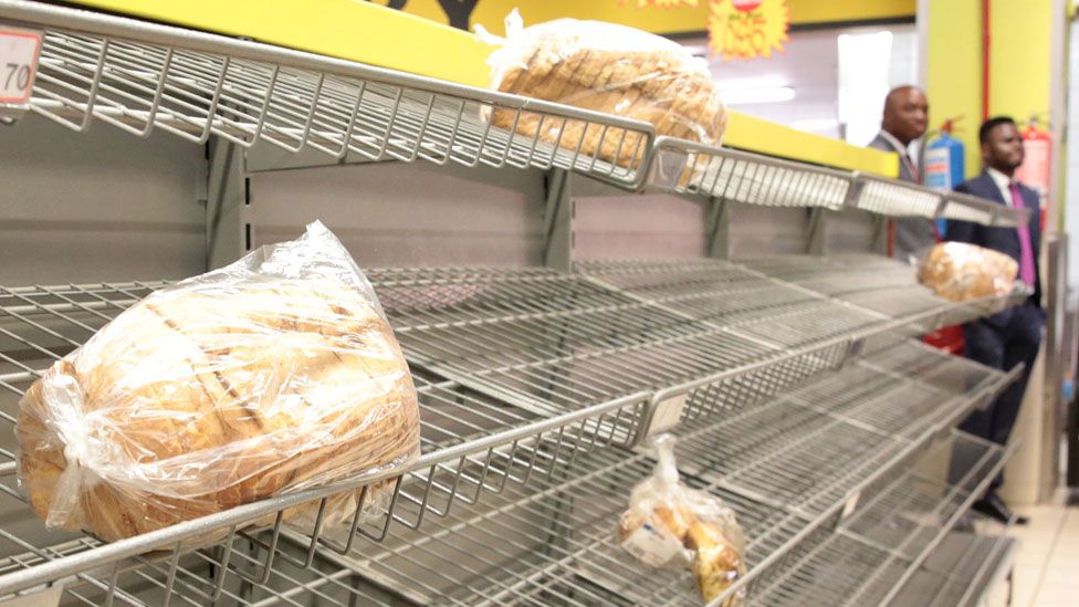 Empty bread shelves in a supermarket in Harare, Zimbabwe, 09 October 2018.