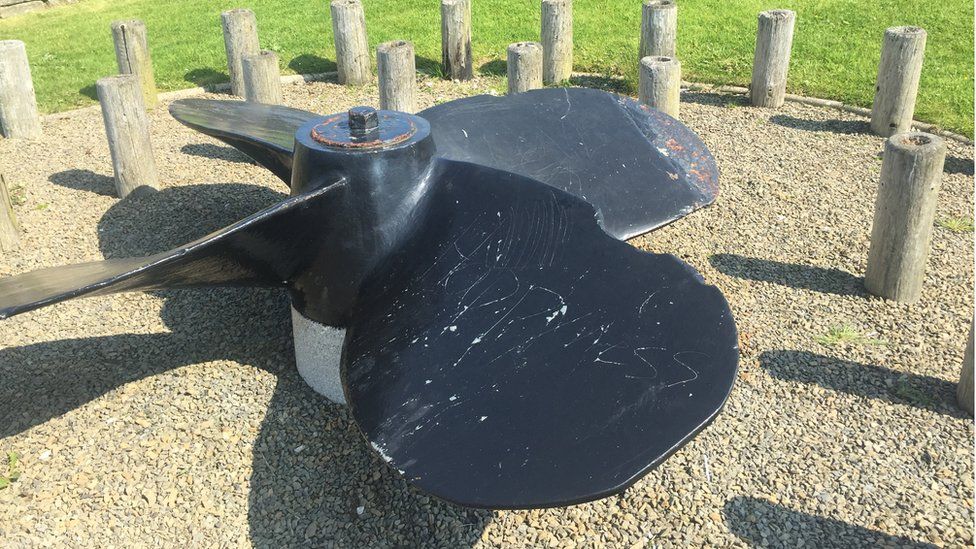 Vandalised black propeller