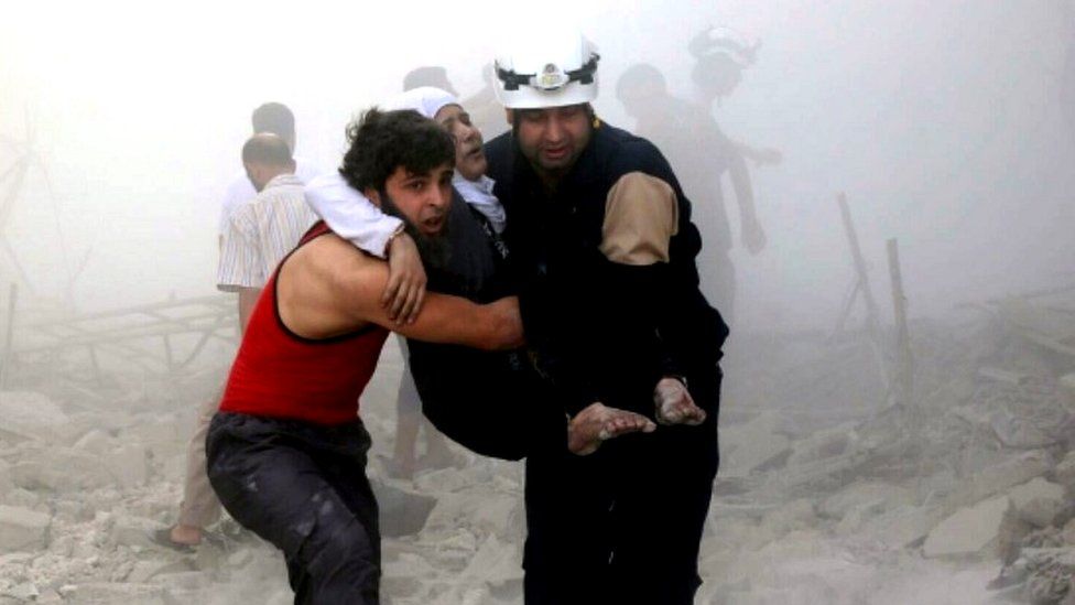 White Helmets rescuing Syrian war victims, 7 Oct 16