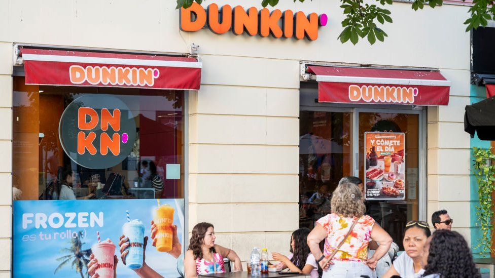 Dunkin' restaurant