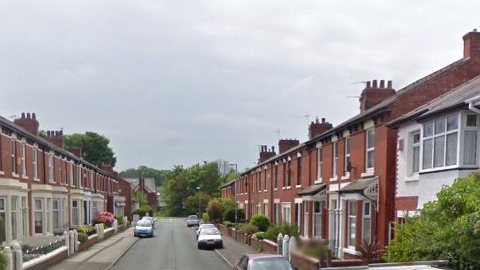 Girl, 8, held at knifepoint in 'terrifying' Penwortham burglary BBC News