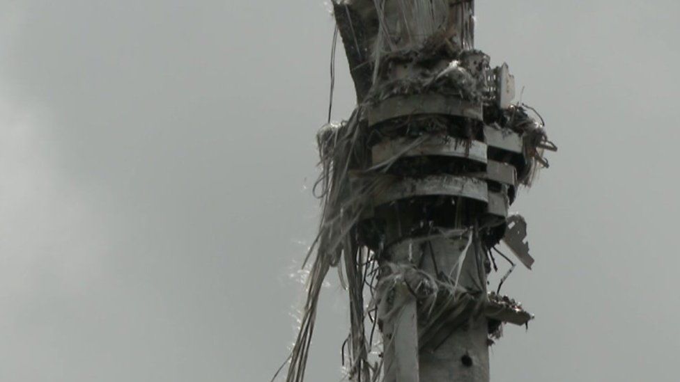 Phone mast damaged in Bradford