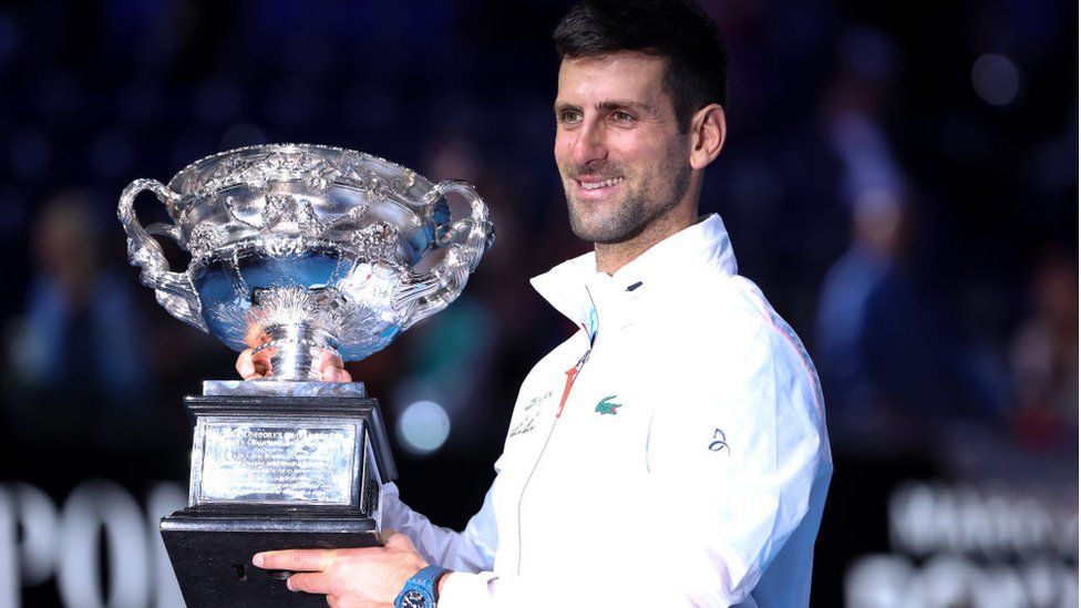 Australian Open 2023: Djokovic beats Tsitsipas in final - BBC Newsround
