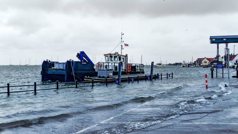 norfolk coast cars left floating in high tide bbc news norfolk coast cars left floating in high tide bbc news