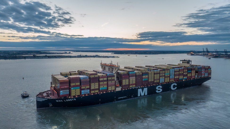 MSC Loreto leaving Felixstowe