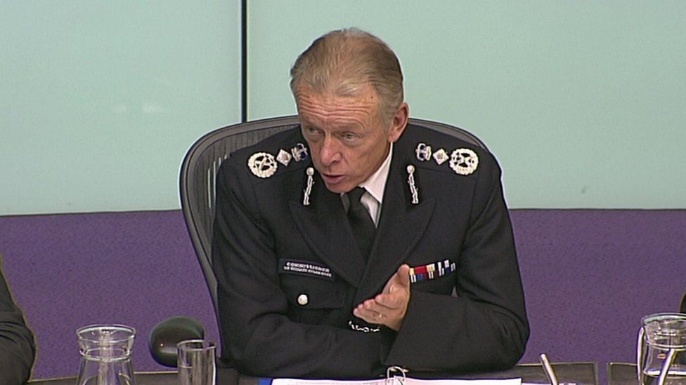 Sir Bernard Hogan-Howe s