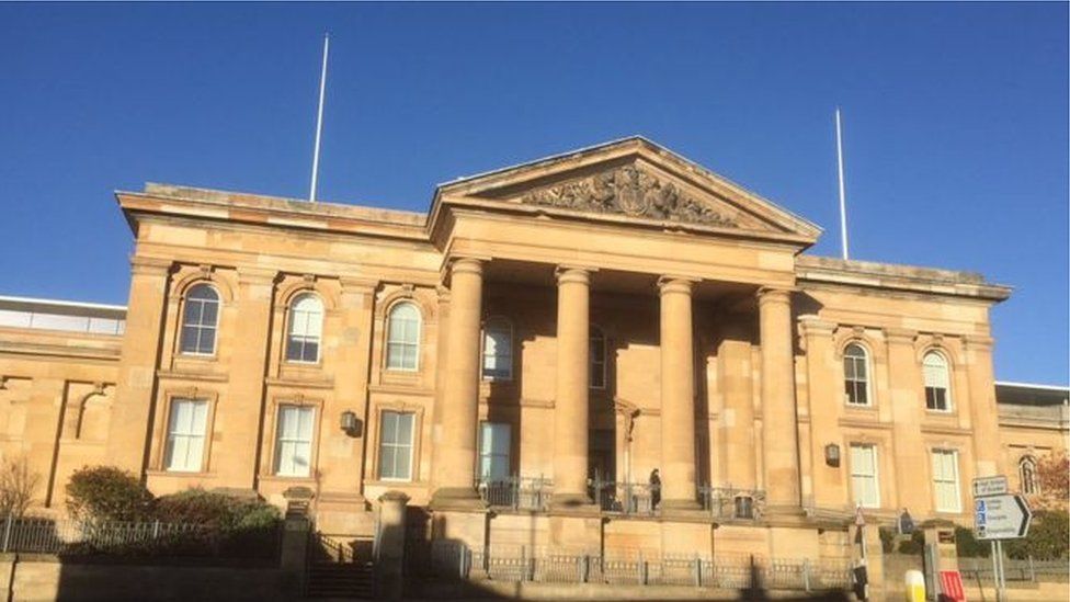 Dundee sheriff court