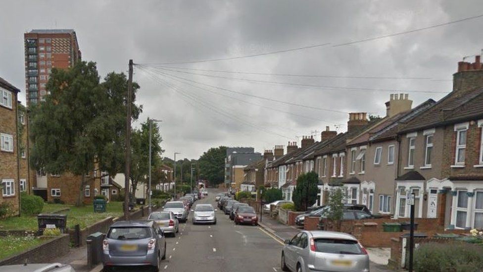 Walthamstow drivebyshooting victim named as Guled Farah, 19 BBC News