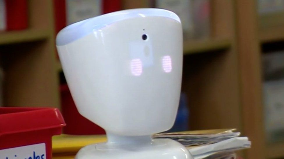Ozzybot the robot