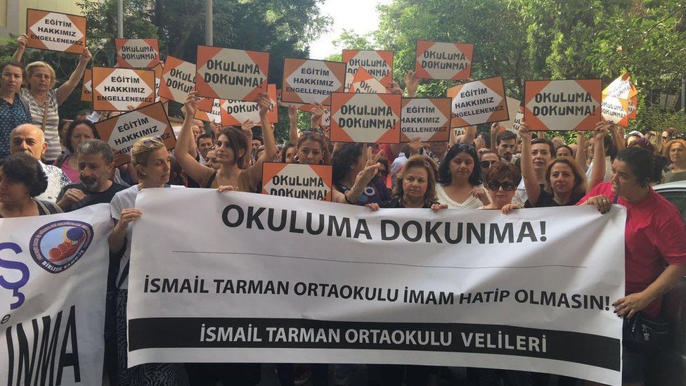 Turkey school protest