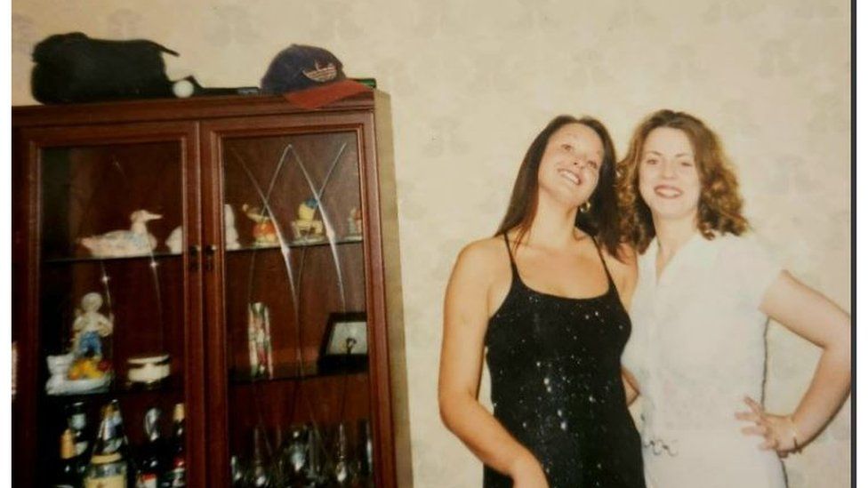 Katriona and Louise as teenagers