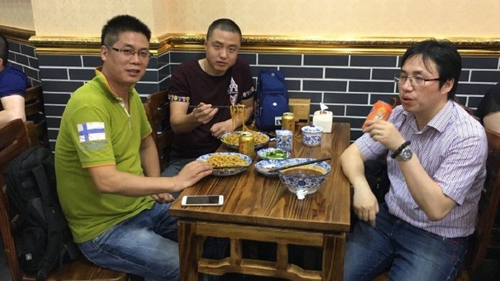 Customers at Xian's restaurant on Weibo