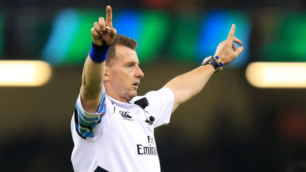 Rugby ref Nigel Owens asked to be chemically castrated - BBC News