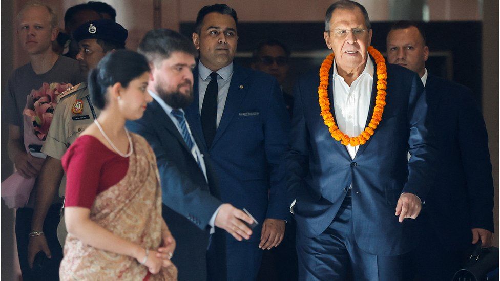 Министр иностранных дел России Сергей Лавров прибыл в отель накануне саммита G20 в Нью-Дели, Индия, 8 сентября 2023 года.