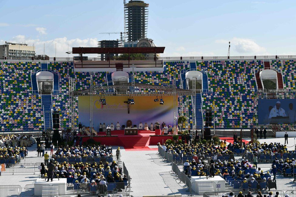 Pope Francis says Mass in Tbilisi, 1 October