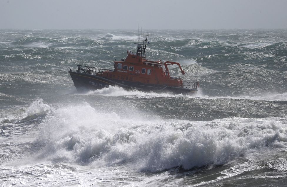 Storm Francis: In pictures - BBC News