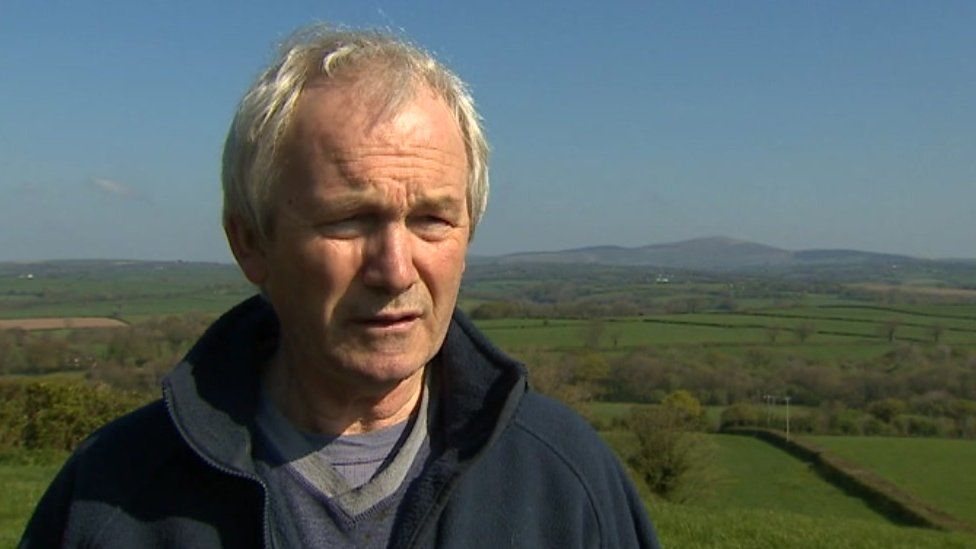 Haverfordwest abattoir collapse 'costs farmers money' - BBC News