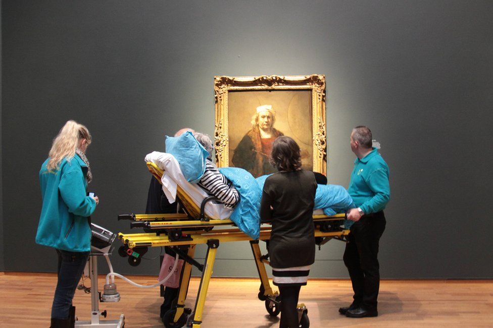 A woman whose last wish was to see her favourite Rembrandt painting