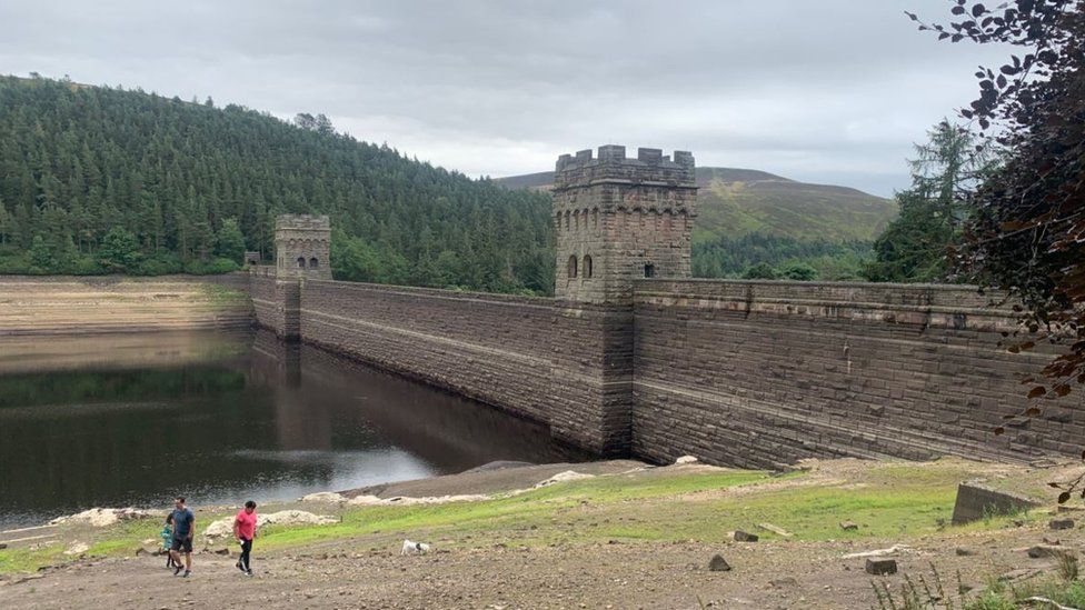 Low water levels at Howden Reservoir