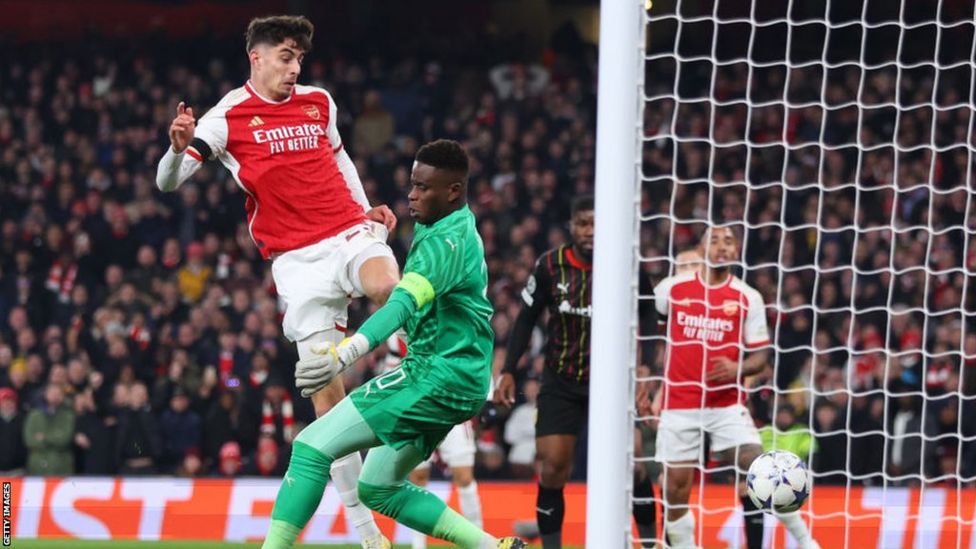 Arsenal 6-0 Lens: Gunners Win Champions League Group With First-half ...