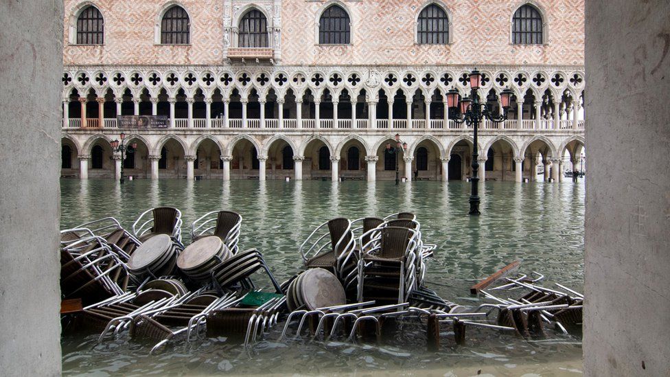 venice-floods-italy-to-declare-state-of-emergency-over-damage-bbc-news