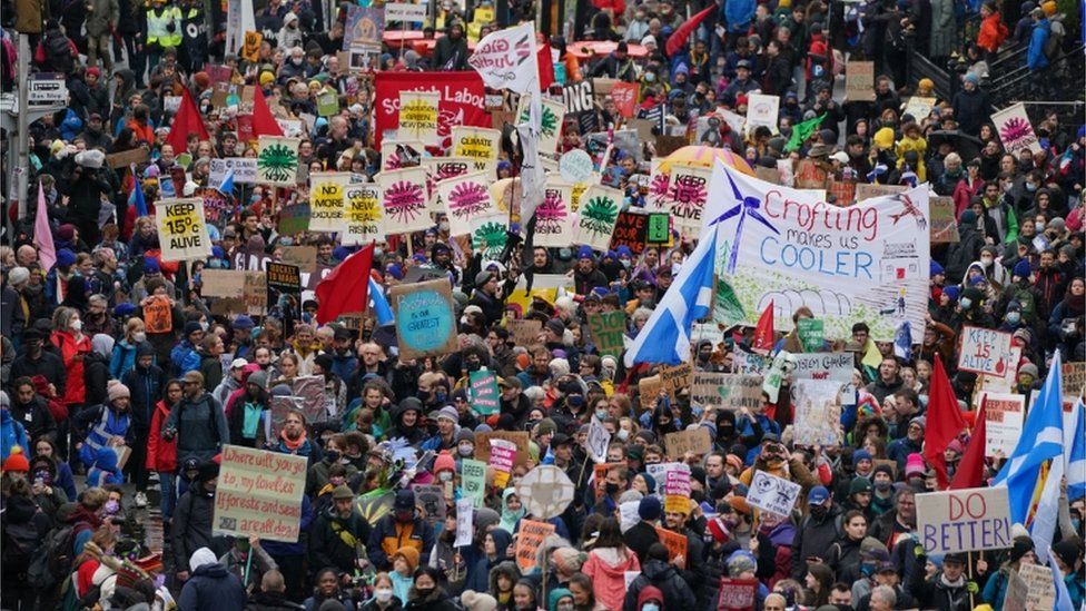COP26 climate marchers