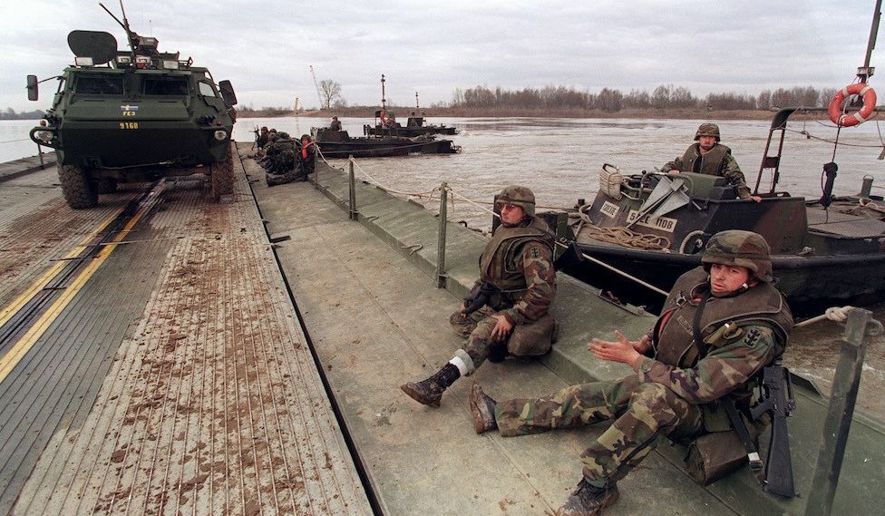 US troops in Bosnia in 1995